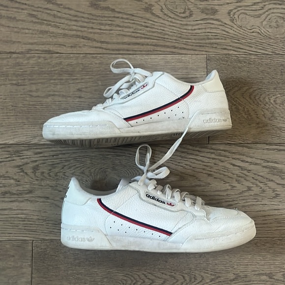 Adidas size 10.5 - Picture 3 of 3